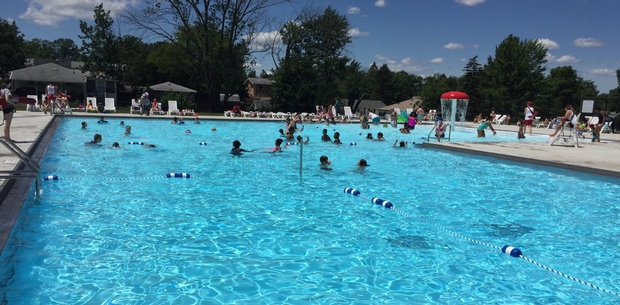 memorial park pool hours